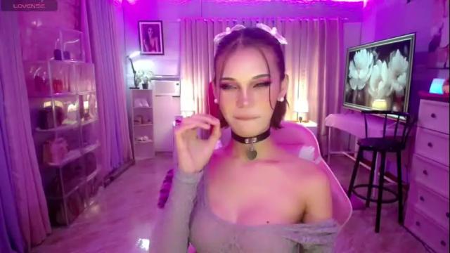 Image 4 of blue_aiveexx Stream on Chaturbate on 1 month ago