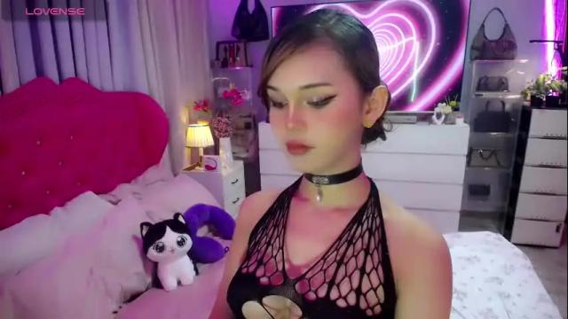 Image 4 of blue_aiveexx Stream on Chaturbate on 24 days ago