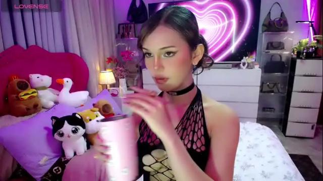 Image 6 of blue_aiveexx Stream on Chaturbate on 21 days ago