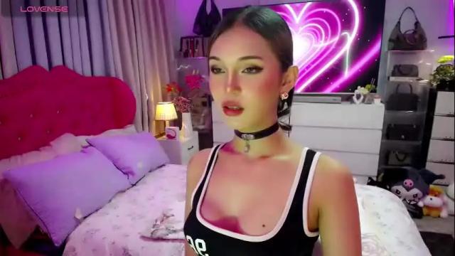Image 12 of blue_aiveexx Stream on Chaturbate on 13 days ago