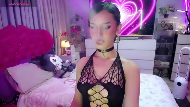 Image 12 of blue_aiveexx Stream on Chaturbate on 3 days ago