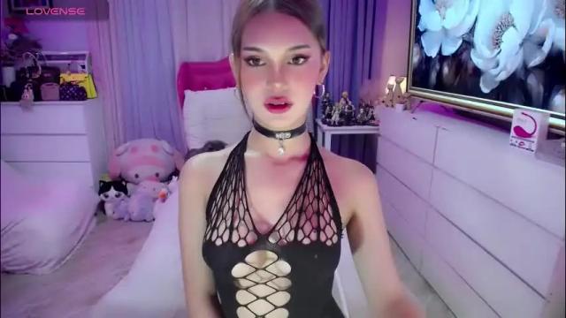 Image 4 of blue_aiveexx Stream on Chaturbate on 2 months ago