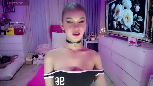 Image 2 of blue_aiveexx Stream on Chaturbate on 2 months ago