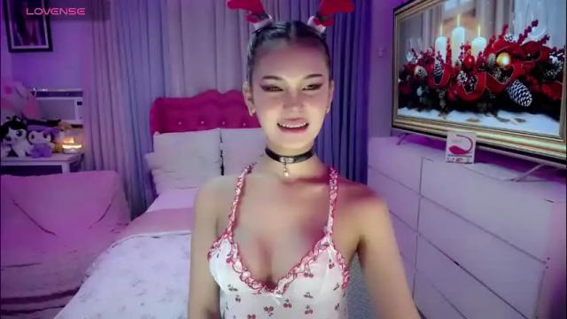 Image 2 of blue_aiveexx Stream on Chaturbate on 1 month ago