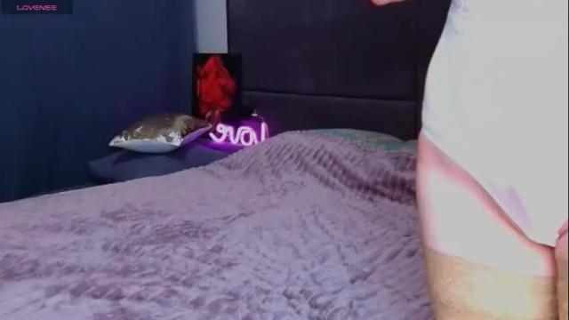 Image 6 of blue_bonnie_larsson Stream on Chaturbate on 9 days ago