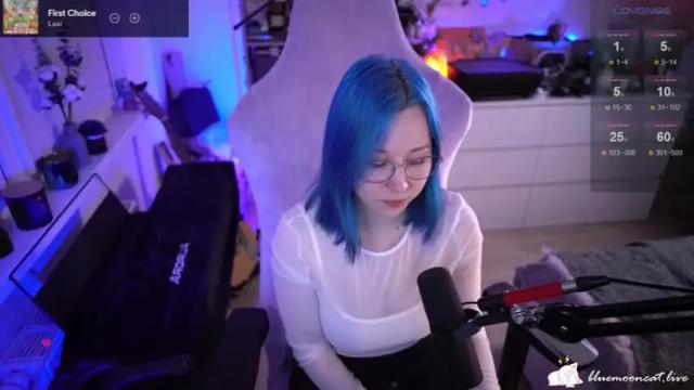Thumbnail 2, blue_mooncat's Stream at Chaturbate, 13 months ago