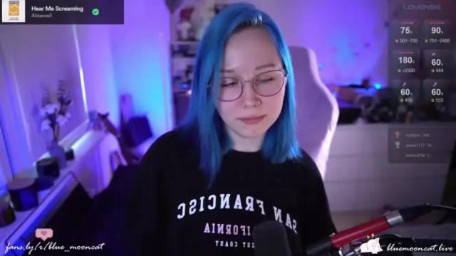 Thumbnail 1, blue_mooncat's Stream at Chaturbate, 13 months ago