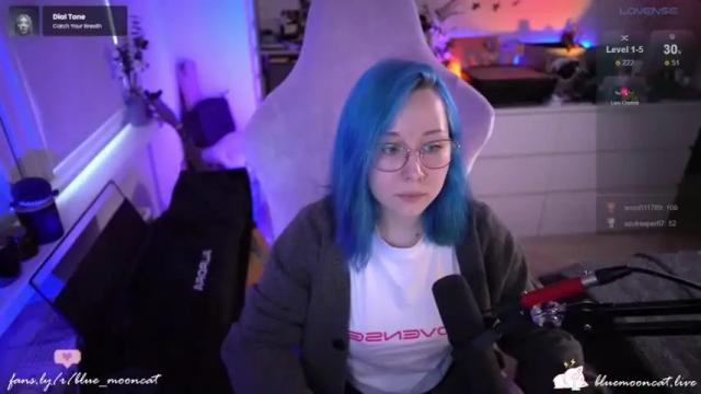 Thumbnail 3, blue_mooncat's Stream at Chaturbate, 13 months ago