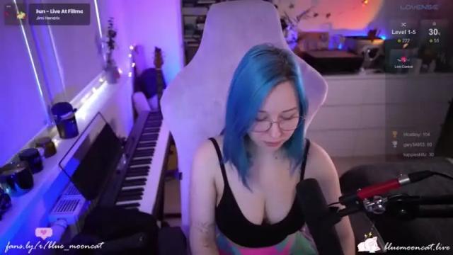 Image 12 of blue_mooncat Stream on Chaturbate on 12 months ago