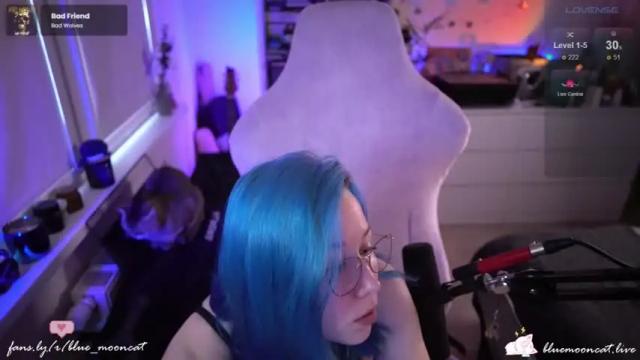 Thumbnail 2, blue_mooncat's Stream at Chaturbate, 12 months ago