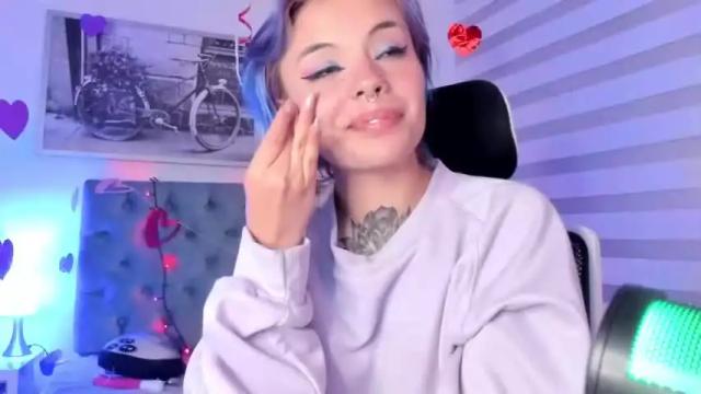 Image 8 of blue_tatuu1 Stream on Chaturbate on 19 months ago
