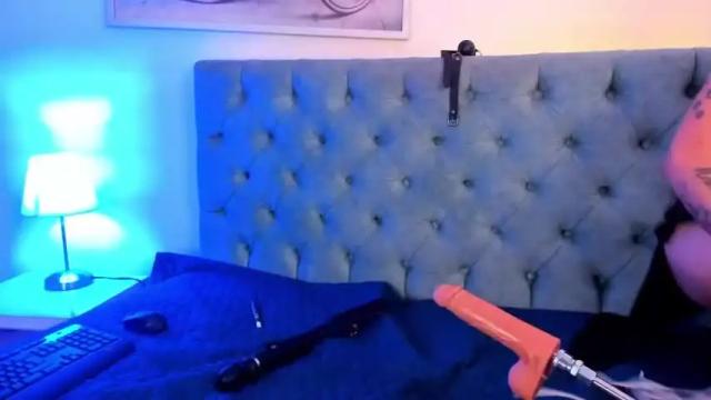 Image 4 of blue_tatuu1 Stream on Chaturbate on 17 months ago
