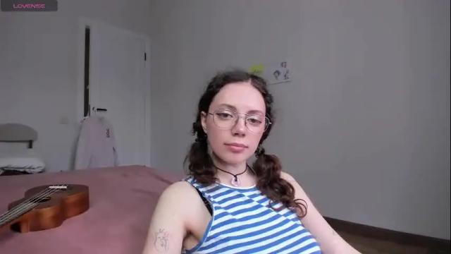 Image 12 of blueberrynight Stream on Chaturbate on 1 month ago