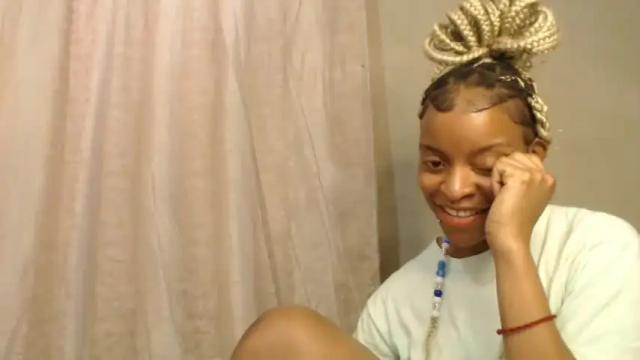 Image 12 of bluedi622952 Stream on Chaturbate on 15 months ago