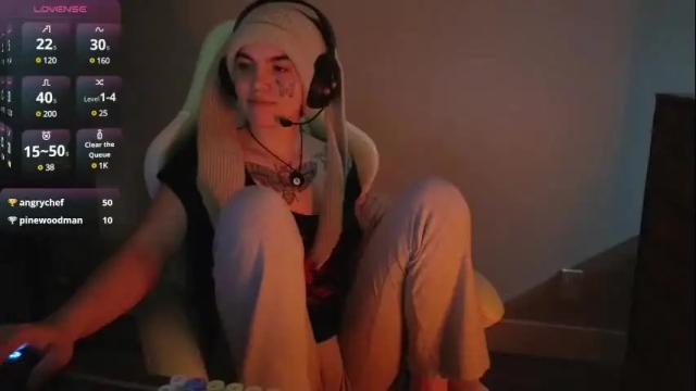 Image 4 of bluedweeb Stream on Chaturbate on 5 months ago