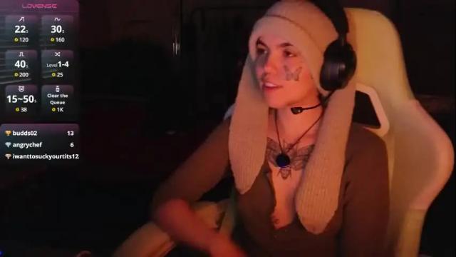 Image 10 of bluedweeb Stream on Chaturbate on 5 months ago