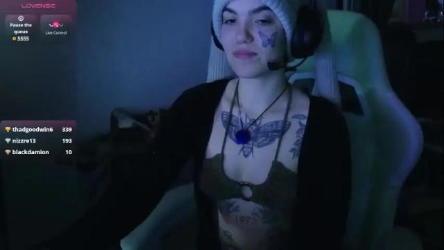 Image 12 of bluedweeb Stream on Chaturbate on 5 months ago