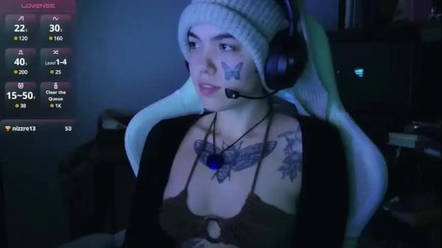 Image 3 of bluedweeb Stream on Chaturbate on 5 months ago