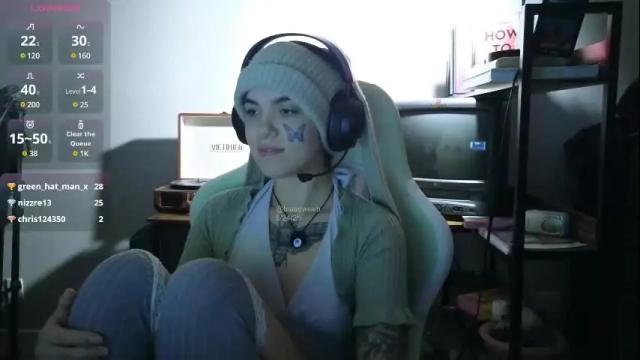 Image 8 of bluedweeb Stream on Chaturbate on 5 months ago