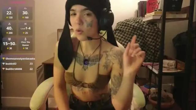 Image 8 of bluedweeb Stream on Chaturbate on 5 months ago