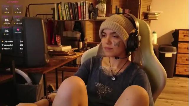 Image 11 of bluedweeb Stream on Chaturbate on 4 months ago