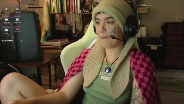 Image 2 of bluedweeb Stream on Chaturbate on 4 months ago