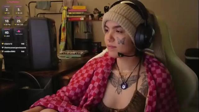 Image 11 of bluedweeb Stream on Chaturbate on 4 months ago