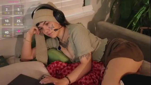 Thumbnail 1, bluedweeb's Stream at Chaturbate, 3 months ago