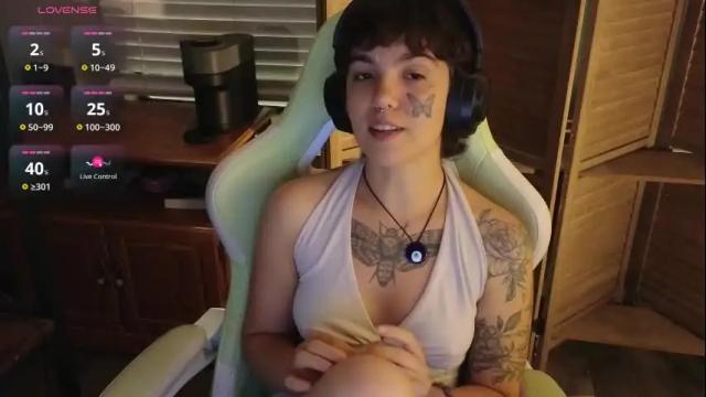 Image 6 of bluedweeb Stream on Chaturbate on 2 months ago