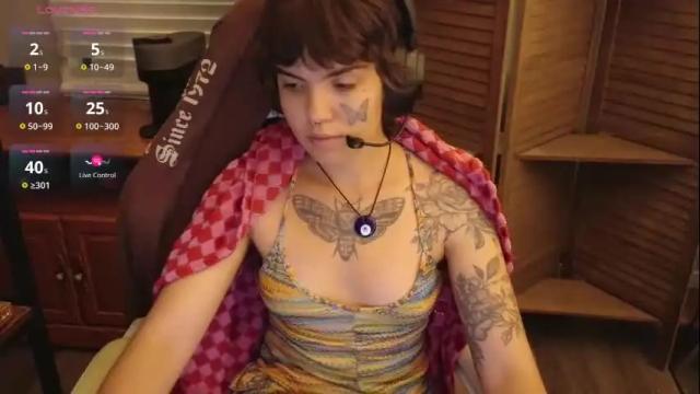 Image 2 of bluedweeb Stream on Chaturbate on 2 months ago