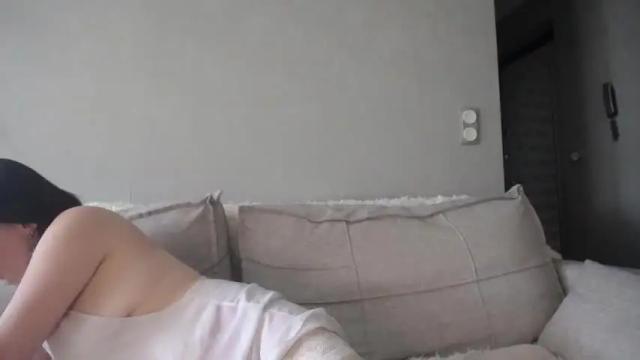 Thumbnail 3, blueeyeess's Stream at Chaturbate, 9 months ago