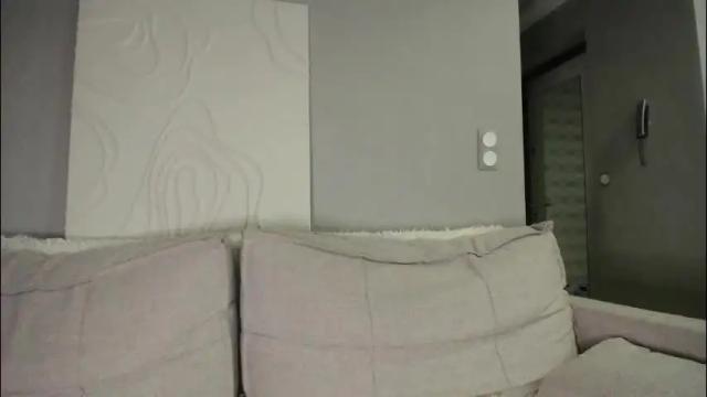 Image 2 of blueeyeess Stream on Chaturbate on 29 days ago