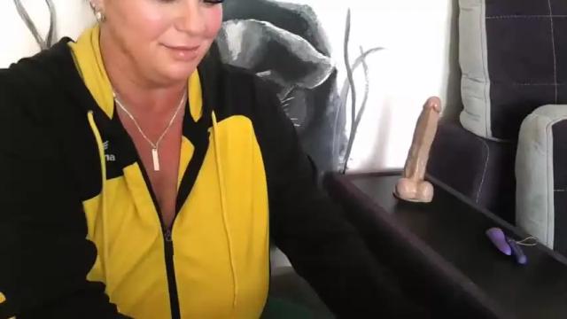 Image 6 of blueskysierra Stream on Chaturbate on 19 months ago