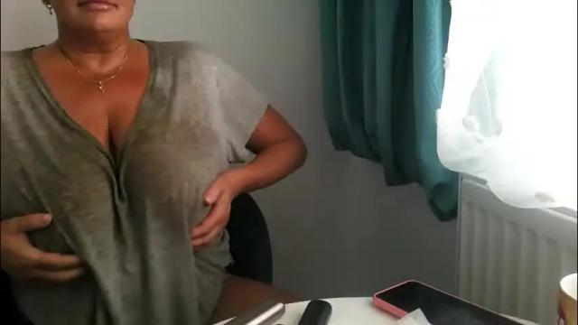 Image 7 of blueskysierra Stream on Chaturbate on 1 month ago