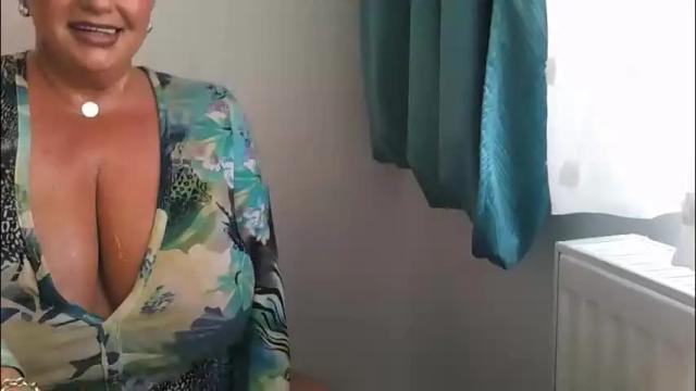 Image 10 of blueskysierra Stream on Chaturbate on 6 days ago