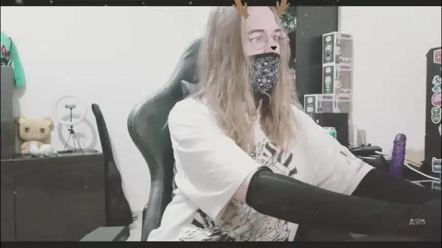 Image 3 of bluespanking Stream on Chaturbate on 24 days ago