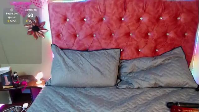 Image 11 of blueviolette Stream on Chaturbate on 4 days ago