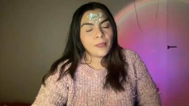 Image 3 of blumakinsey_ Stream on Chaturbate on 21 months ago