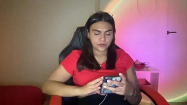 Image 11 of blumakinsey_ Stream on Chaturbate on 21 months ago