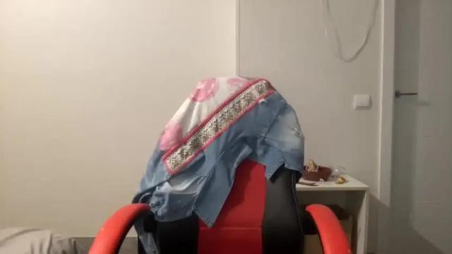 Image 10 of blumakinsey_ Stream on Chaturbate on 21 months ago