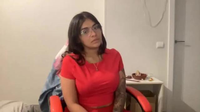 Image 2 of blumakinsey_ Stream on Chaturbate on 21 months ago