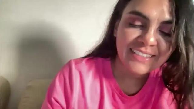 Image 3 of blumakinsey_ Stream on Chaturbate on 5 months ago