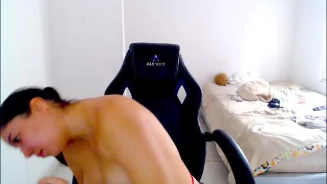 Image 3 of blumbum Stream on Chaturbate on 1 month ago