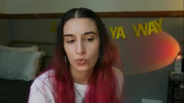 Image 3 of bluntbabe Stream on Chaturbate on 3 months ago