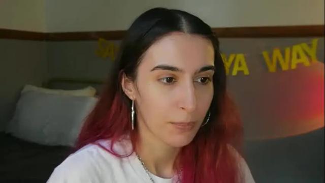 Image 7 of bluntbabe Stream on Chaturbate on 3 months ago