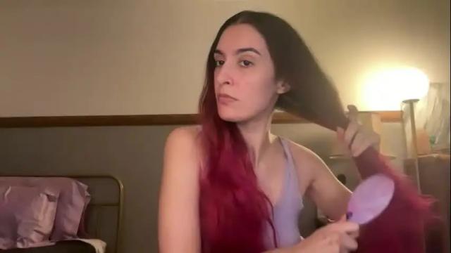 Image 4 of bluntbabe Stream on Chaturbate on 2 months ago