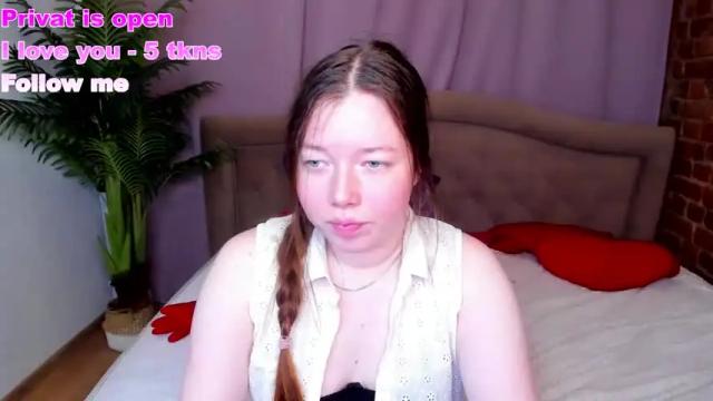 Image 4 of blush_rose Stream on Chaturbate on 16 months ago