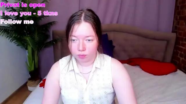 Image 7 of blush_rose Stream on Chaturbate on 16 months ago