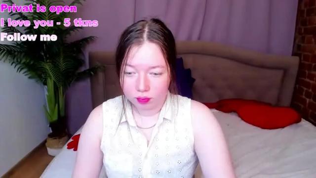 Image 8 of blush_rose Stream on Chaturbate on 16 months ago