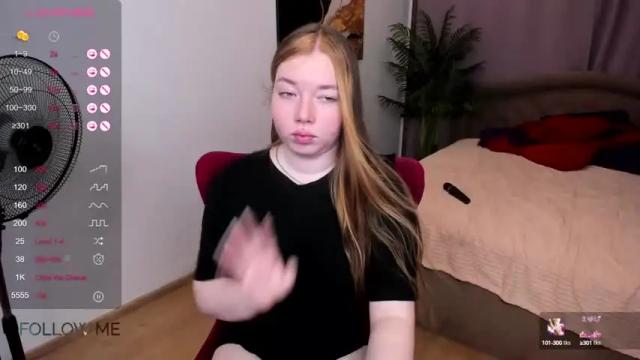 Image 12 of blush_rose Stream on Chaturbate on 15 months ago